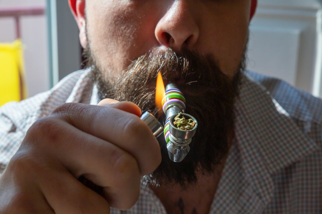 An Essential Guide to Making a DIY Weed Pipe
