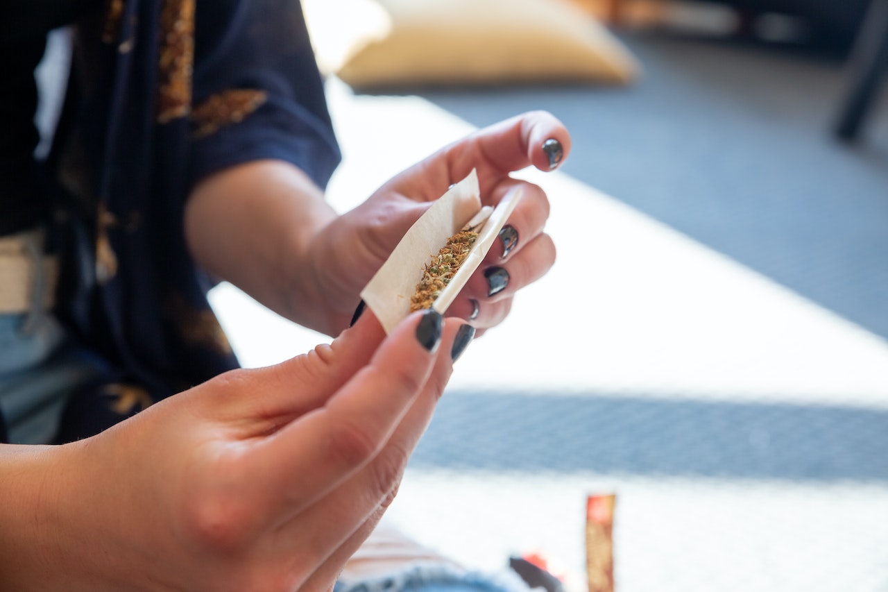 What to Use as Rolling Paper - Alternatives That Might Surprise You